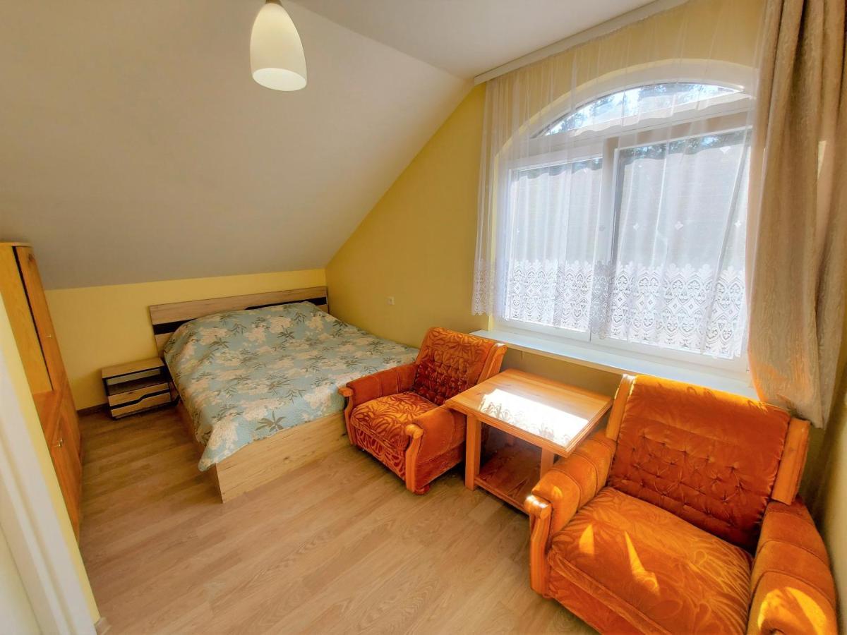 Neringa Guest House Palanga Exterior foto